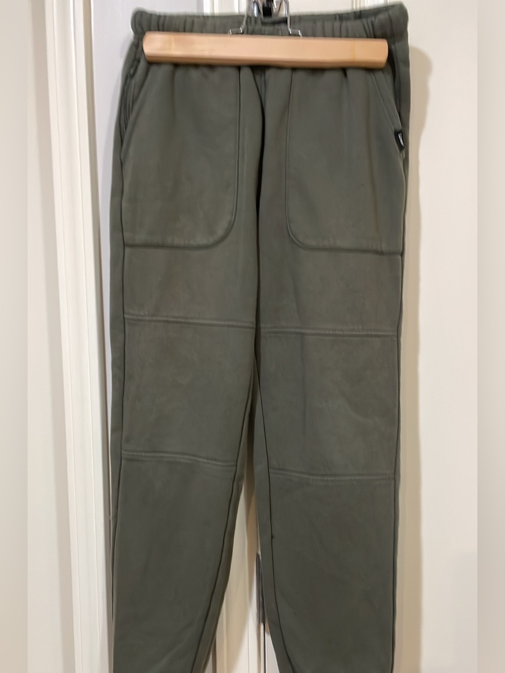 Lee Kids  Olive Utility Sweatpants. 10/12